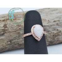 Maddie Teardrop Halo Ring